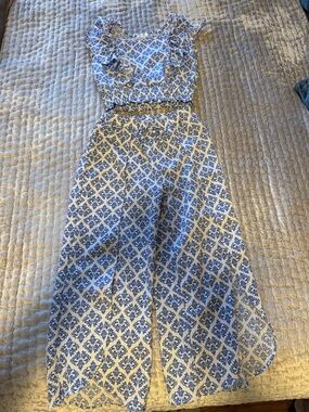 Kid’s Tahari Blue and White Printed Ruffle Two-Piece Set